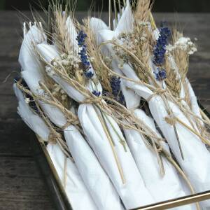Servietten Hochzeit Besteck Dekoration mit Lavendel und Weizen | Tischdekoration | Hochzeitsdeko | Taufe Besteck | JGA Deko - 25er Pack